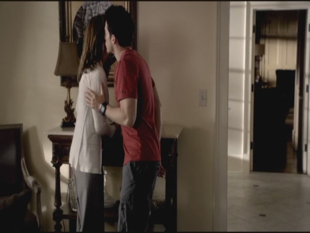 VampireDiariesWorld-dot-org-TVD_3x02TheHybrid2489.jpg