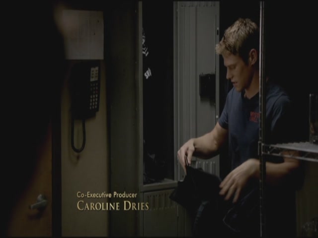 VampireDiariesWorld-dot-org-TVD_3x02TheHybrid2572.jpg
