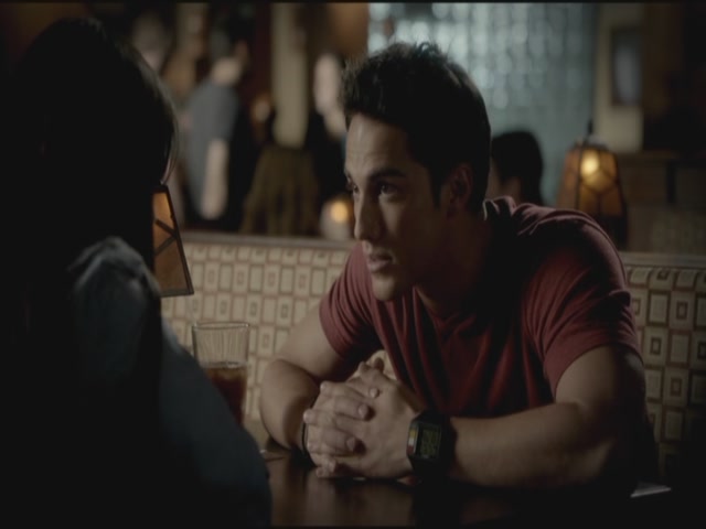 VampireDiariesWorld-dot-org-TVD_3x02TheHybrid2649.jpg