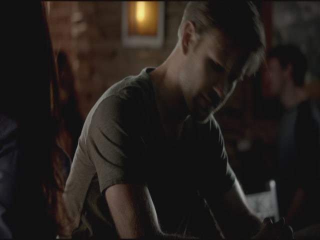 VampireDiariesWorld-dot-org-TVD_3x02TheHybrid2699.jpg