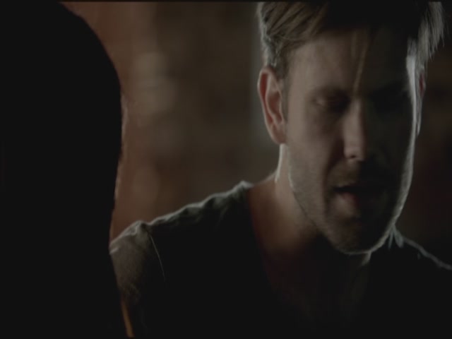 VampireDiariesWorld-dot-org-TVD_3x02TheHybrid2709.jpg