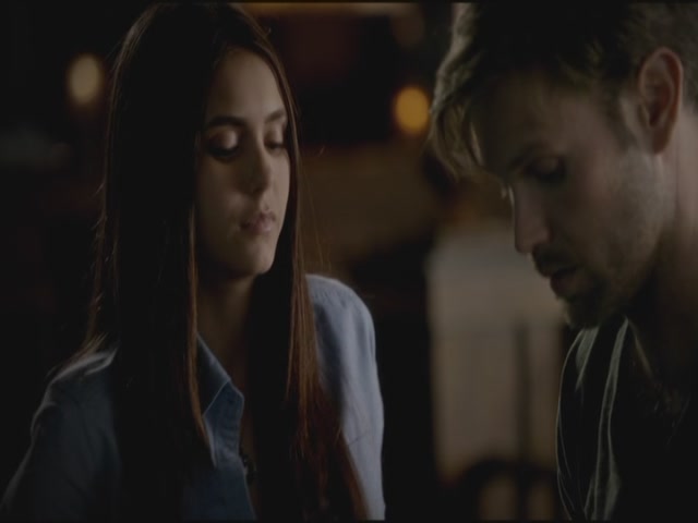 VampireDiariesWorld-dot-org-TVD_3x02TheHybrid2713.jpg