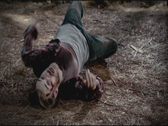 VampireDiariesWorld-dot-org-TVD_3x02TheHybrid2729.jpg