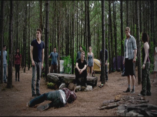 VampireDiariesWorld-dot-org-TVD_3x02TheHybrid2743.jpg