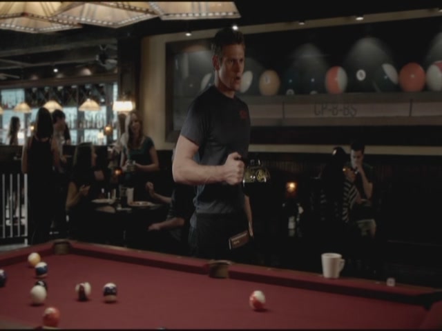 VampireDiariesWorld-dot-org-TVD_3x02TheHybrid2816.jpg