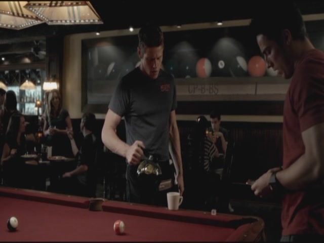 VampireDiariesWorld-dot-org-TVD_3x02TheHybrid2817.jpg