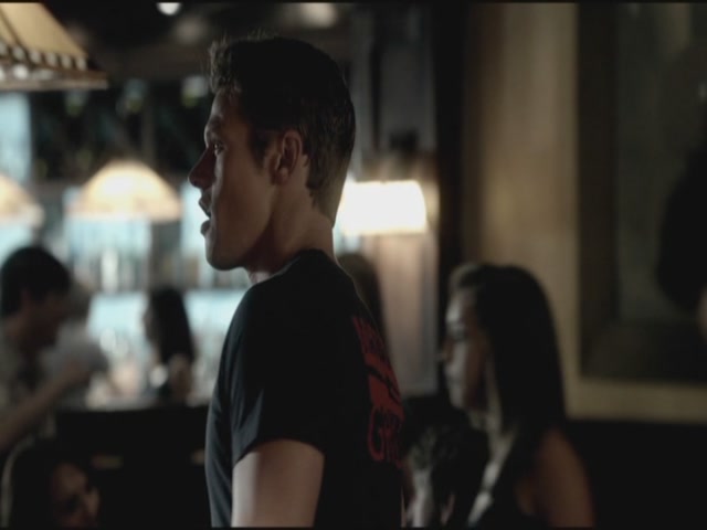 VampireDiariesWorld-dot-org-TVD_3x02TheHybrid2840.jpg