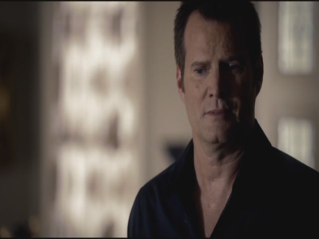 VampireDiariesWorld-dot-org-TVD_3x02TheHybrid2902.jpg