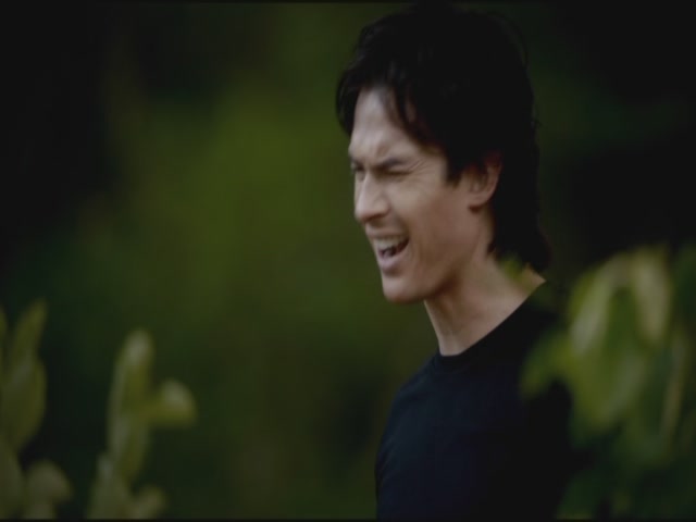 VampireDiariesWorld-dot-org-TVD_3x02TheHybrid3130.jpg