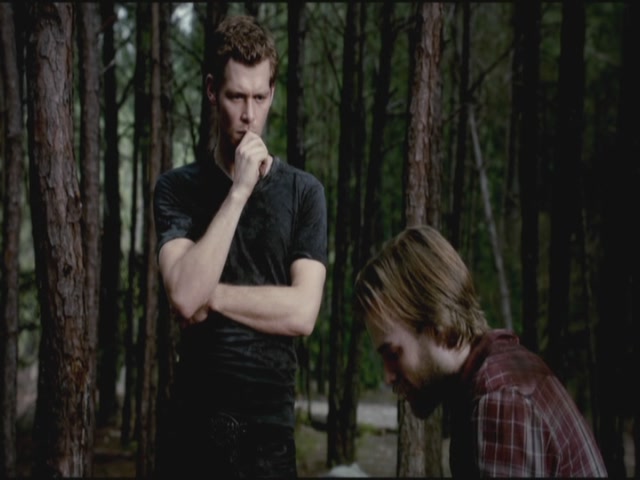 VampireDiariesWorld-dot-org-TVD_3x02TheHybrid3189.jpg