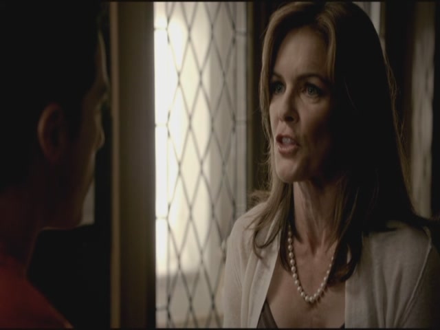 VampireDiariesWorld-dot-org-TVD_3x02TheHybrid3344.jpg