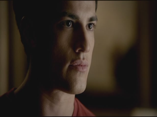 VampireDiariesWorld-dot-org-TVD_3x02TheHybrid3359.jpg