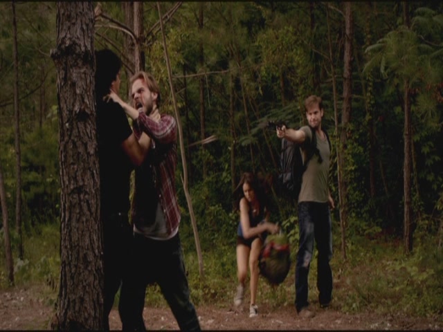 VampireDiariesWorld-dot-org-TVD_3x02TheHybrid3405.jpg