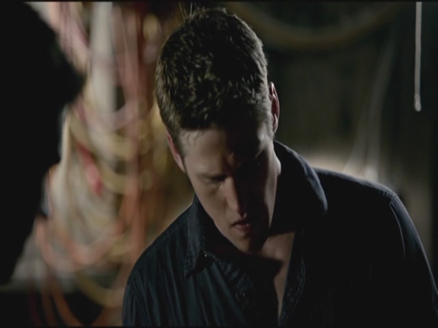 VampireDiariesWorld-dot-org-TVD_3x02TheHybrid3445.jpg