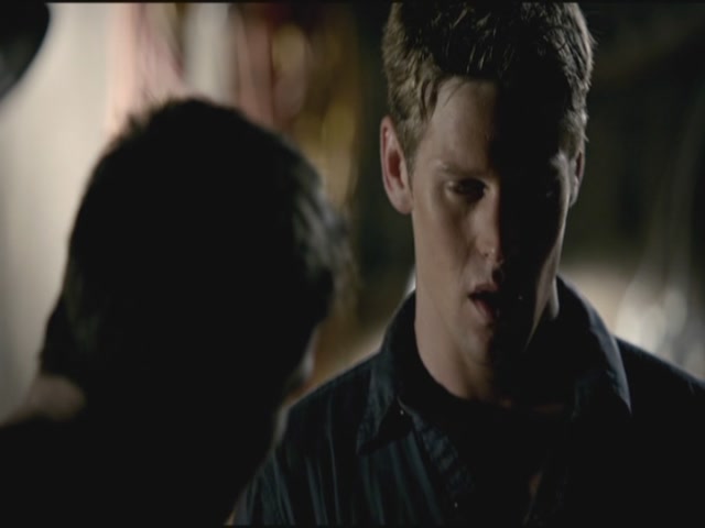 VampireDiariesWorld-dot-org-TVD_3x02TheHybrid3461.jpg