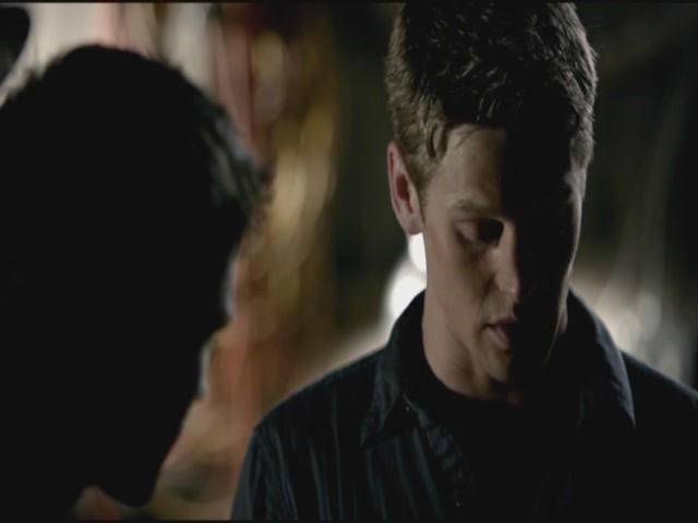 VampireDiariesWorld-dot-org-TVD_3x02TheHybrid3462.jpg
