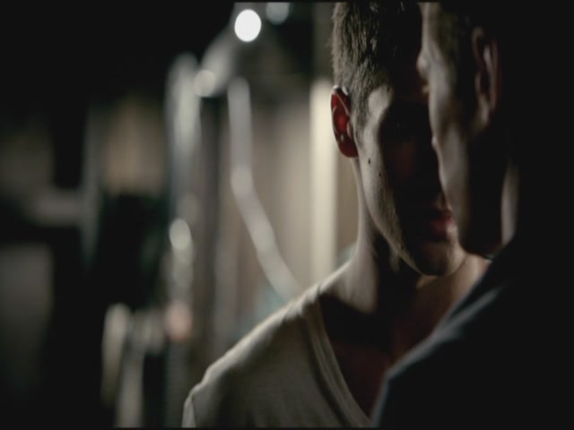 VampireDiariesWorld-dot-org-TVD_3x02TheHybrid3485.jpg