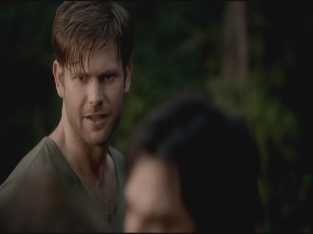 VampireDiariesWorld-dot-org-TVD_3x02TheHybrid3545.jpg