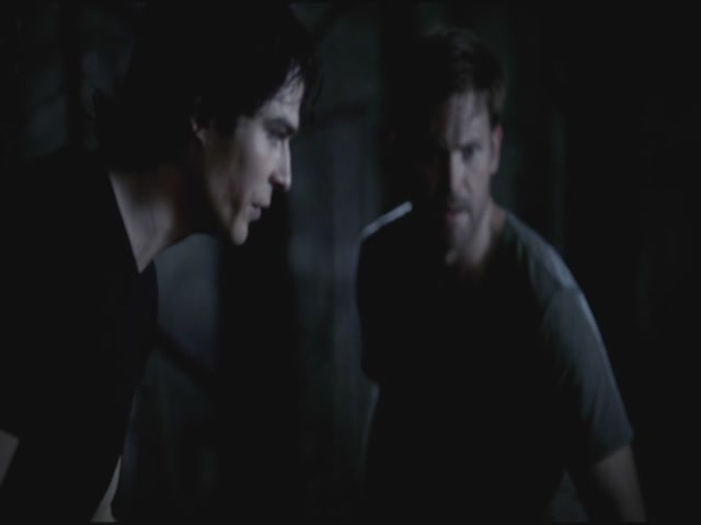 VampireDiariesWorld-dot-org-TVD_3x02TheHybrid3597.jpg