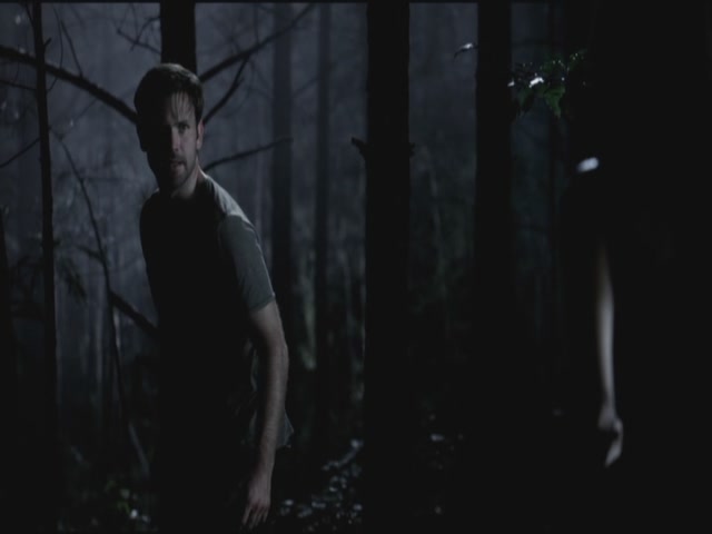 VampireDiariesWorld-dot-org-TVD_3x02TheHybrid3627.jpg