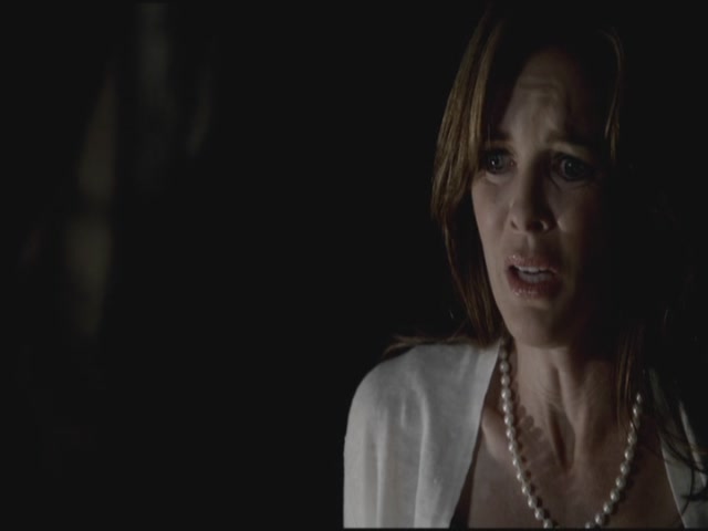 VampireDiariesWorld-dot-org-TVD_3x02TheHybrid3648.jpg
