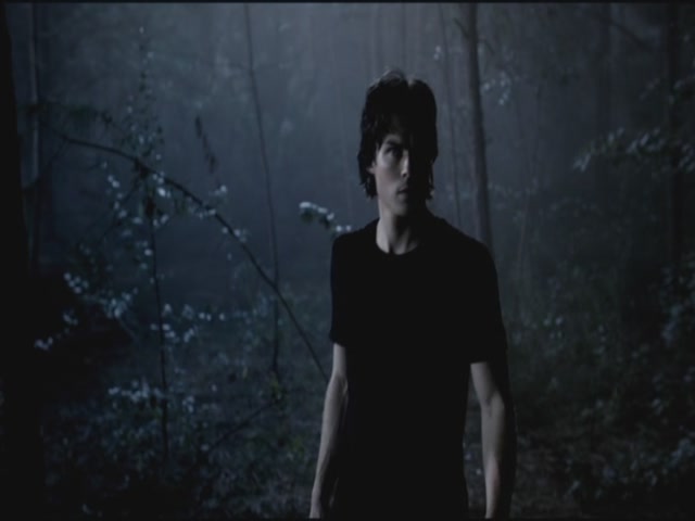 VampireDiariesWorld-dot-org-TVD_3x02TheHybrid3695.jpg