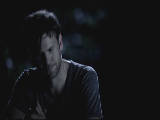 VampireDiariesWorld-dot-org-TVD_3x02TheHybrid3865.jpg