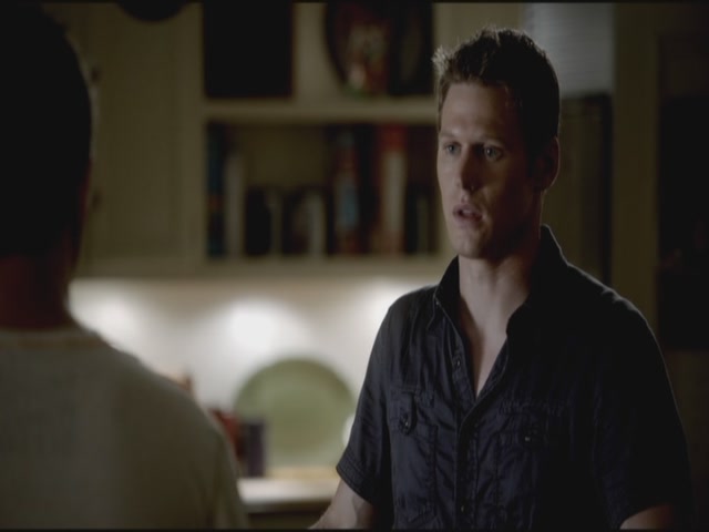 VampireDiariesWorld-dot-org-TVD_3x02TheHybrid3915.jpg