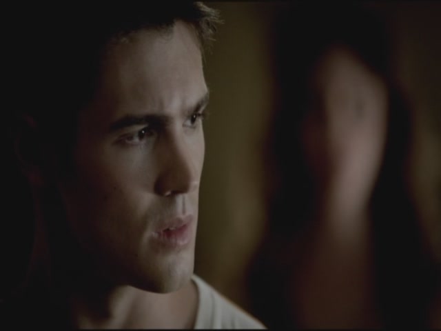 VampireDiariesWorld-dot-org-TVD_3x02TheHybrid3976.jpg