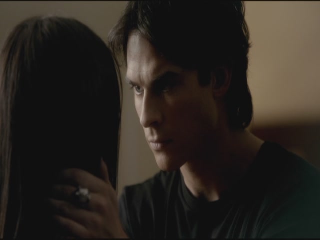 VampireDiariesWorld-dot-org-TVD_3x02TheHybrid4314.jpg