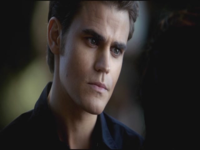 VampireDiariesWorld-dot-org-TVD_3x04DisturbingBehavior0172.jpg