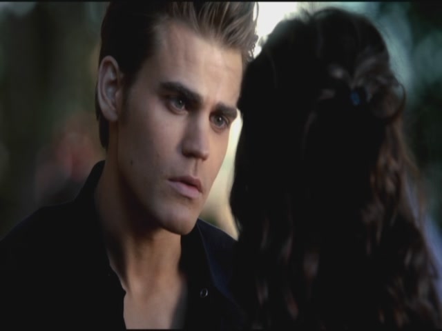 VampireDiariesWorld-dot-org-TVD_3x04DisturbingBehavior0183.jpg