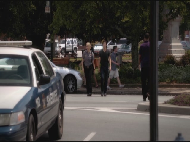 VampireDiariesWorld-dot-org-TVD_3x04DisturbingBehavior0317.jpg