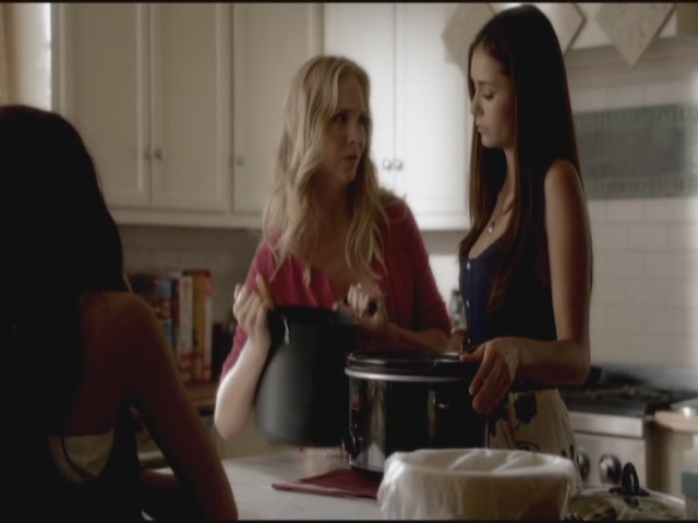 VampireDiariesWorld-dot-org-TVD_3x04DisturbingBehavior0448.jpg