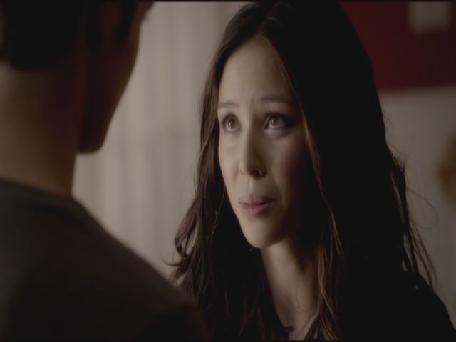 VampireDiariesWorld-dot-org-TVD_3x04DisturbingBehavior0802.jpg