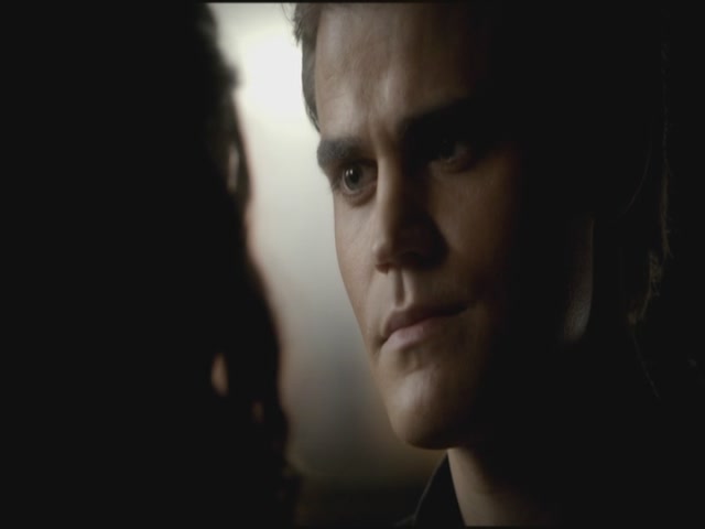 VampireDiariesWorld-dot-org-TVD_3x04DisturbingBehavior1303.jpg