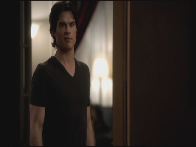 VampireDiariesWorld-dot-org-TVD_3x04DisturbingBehavior1430.jpg