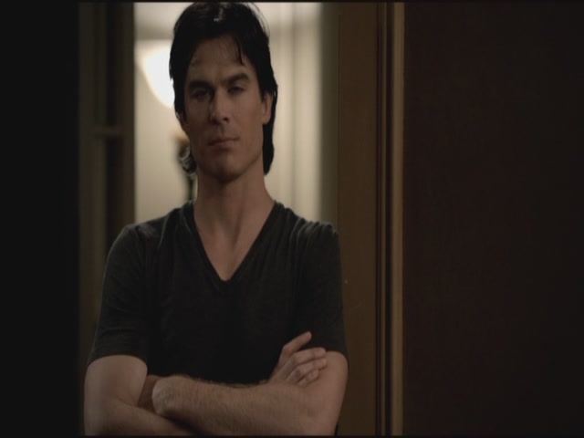 VampireDiariesWorld-dot-org-TVD_3x04DisturbingBehavior1437.jpg