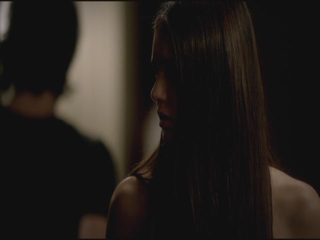 VampireDiariesWorld-dot-org-TVD_3x04DisturbingBehavior1572.jpg