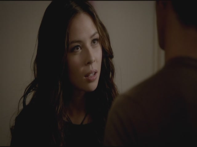 VampireDiariesWorld-dot-org-TVD_3x04DisturbingBehavior1613.jpg