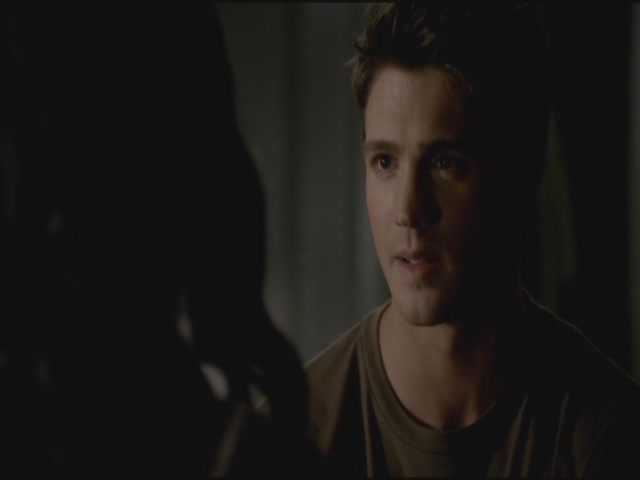 VampireDiariesWorld-dot-org-TVD_3x04DisturbingBehavior1653.jpg