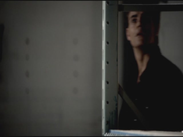 VampireDiariesWorld-dot-org-TVD_3x04DisturbingBehavior1674.jpg