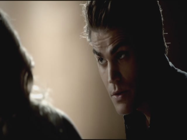 VampireDiariesWorld-dot-org-TVD_3x04DisturbingBehavior1730.jpg