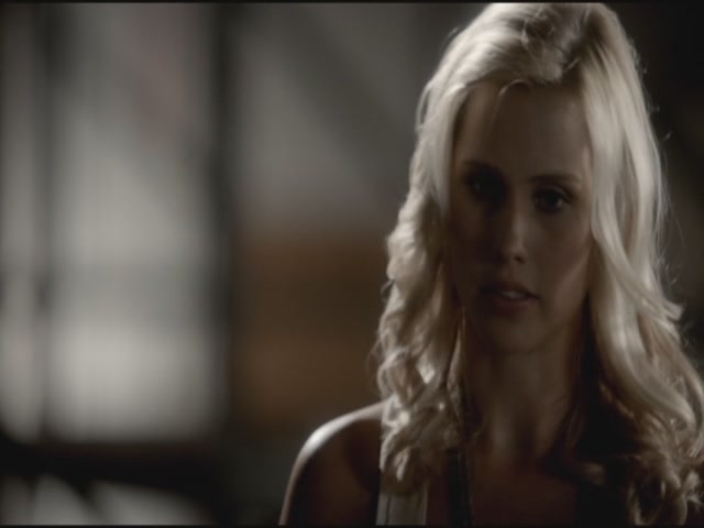 VampireDiariesWorld-dot-org-TVD_3x04DisturbingBehavior1751.jpg