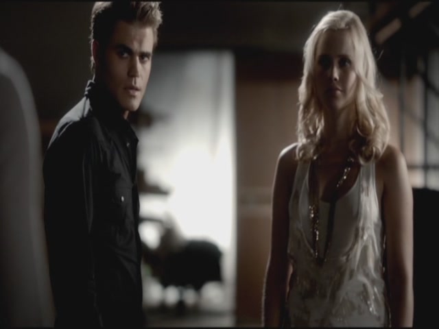 VampireDiariesWorld-dot-org-TVD_3x04DisturbingBehavior1820.jpg