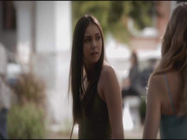 VampireDiariesWorld-dot-org-TVD_3x04DisturbingBehavior1897.jpg