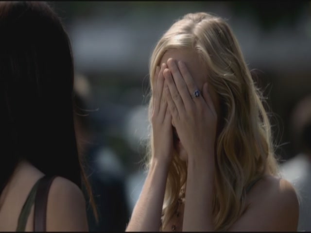 VampireDiariesWorld-dot-org-TVD_3x04DisturbingBehavior1905.jpg