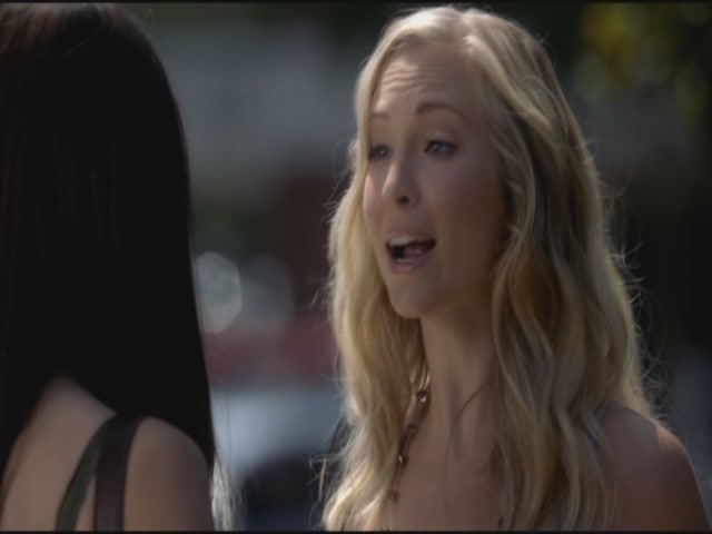 VampireDiariesWorld-dot-org-TVD_3x04DisturbingBehavior1908.jpg