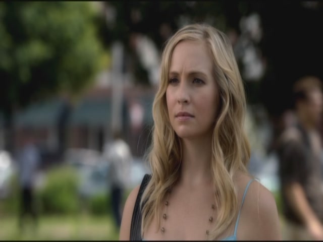 VampireDiariesWorld-dot-org-TVD_3x04DisturbingBehavior2000.jpg