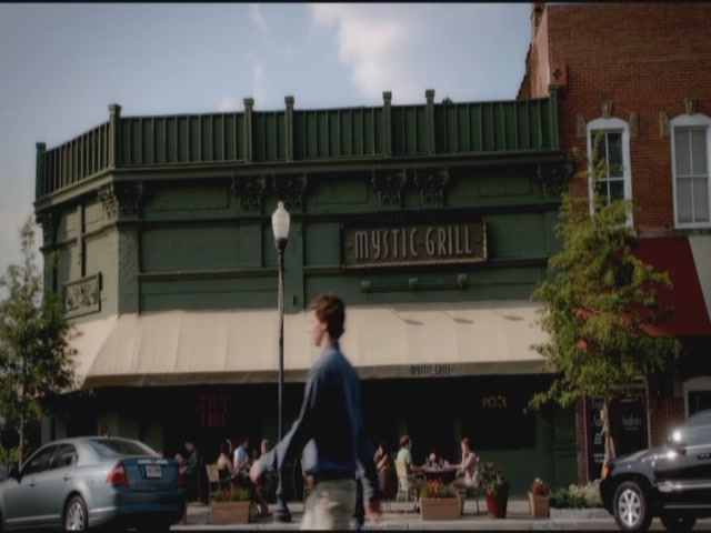 VampireDiariesWorld-dot-org-TVD_3x04DisturbingBehavior2052.jpg